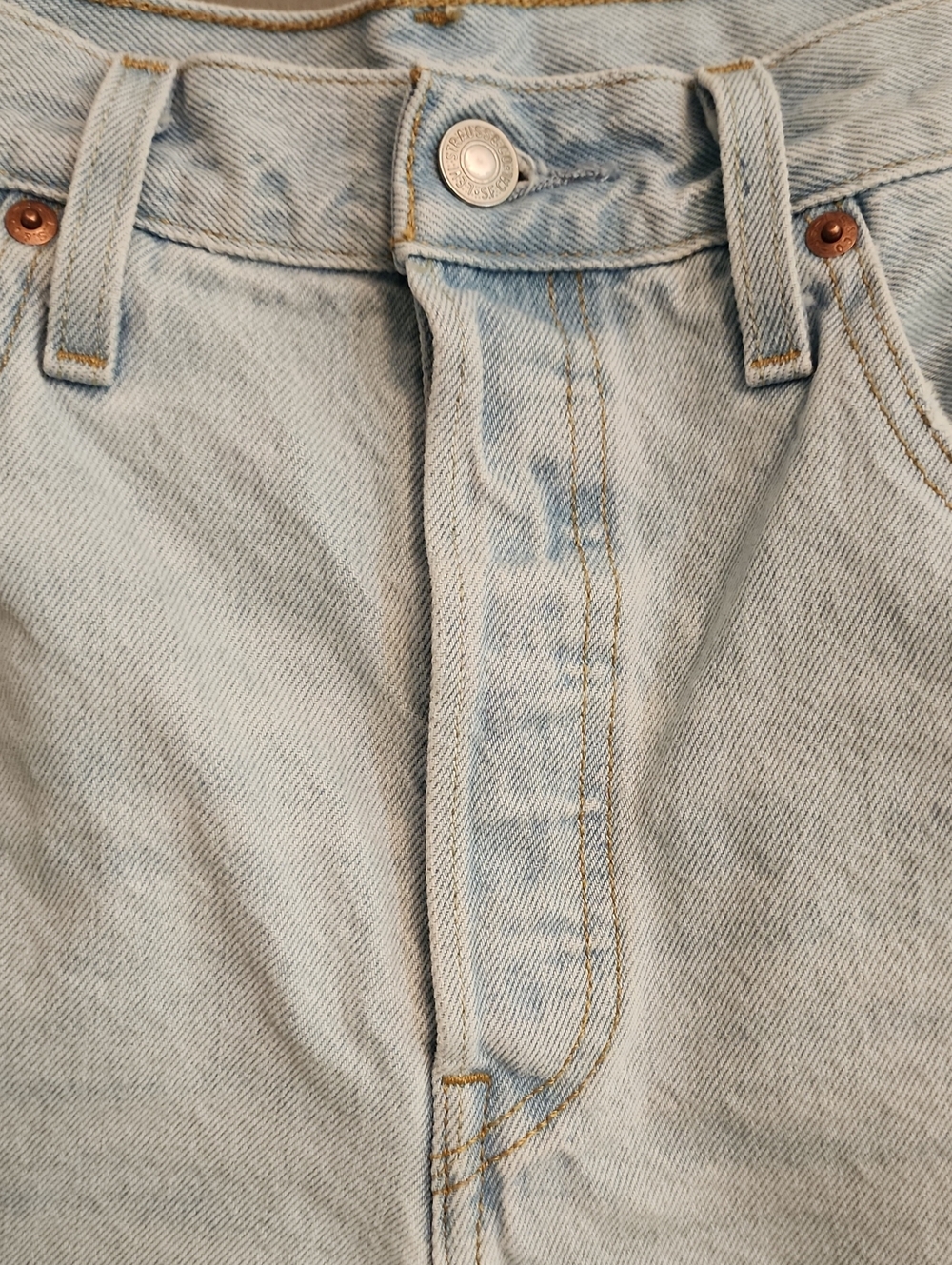 Levi's 501 Light Blue Denim Cutoff Shorts - Picture 3 of 17